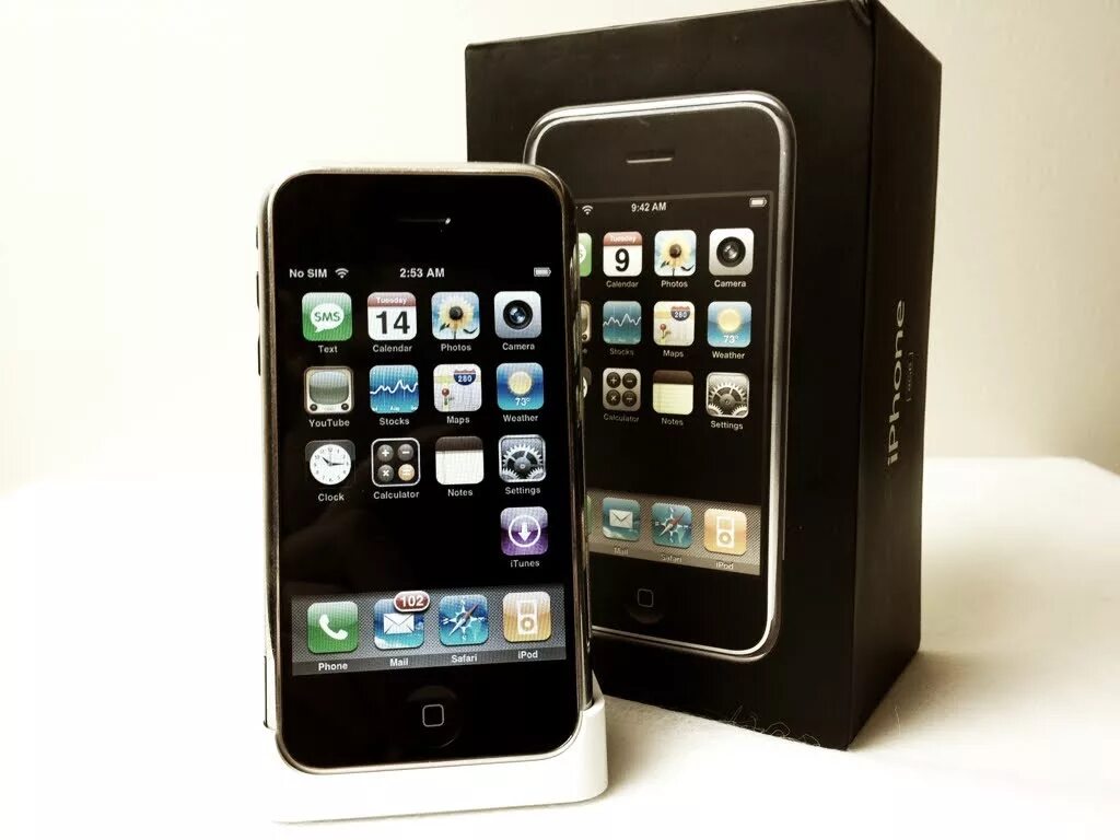 Года выпуска первого iphone. Apple iphone 1. Айфон 1g. Apple iphone 2007. Iphone 1 2007.