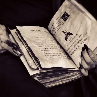 Мрачные книги