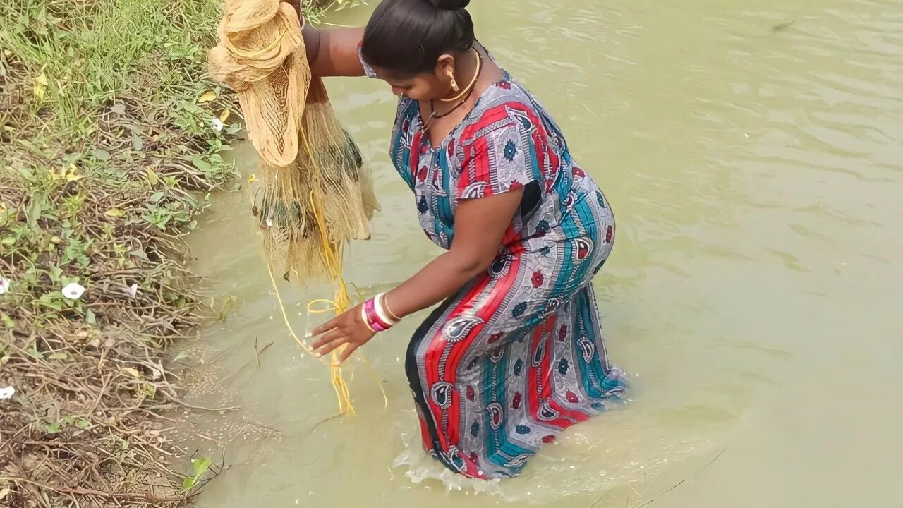 Village women. Бангладеш женщины. Amazing Village women. Бангладеш видео.