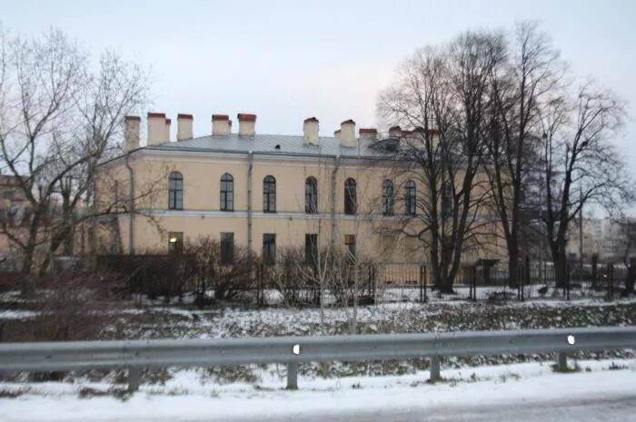 Детская городская больница святой ольги земледельческая. Больница Святой Ольги Санкт-Петербург. Больница Ксении Петербургской. Больница Ксении блаженной в СПБ. Больница Святой Ольги Гаврская 5.