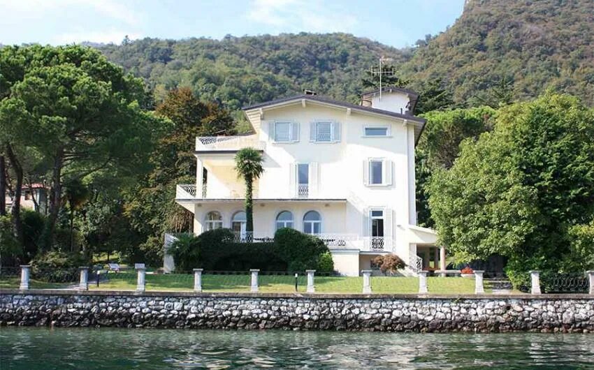 Вилла беладжо. Villa la cassinella озеро комо италия. Вилла беладжо. Озеро белладжио италия. Сады виллы мельци.
