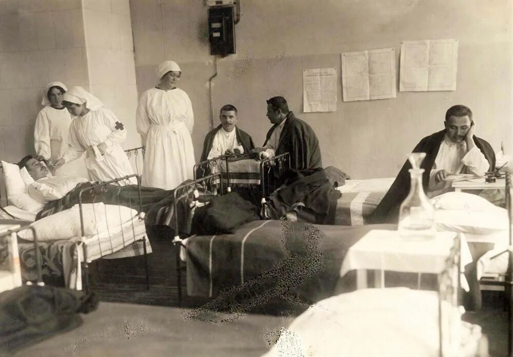 Новые военные госпитали. Лазареты первой мировой войны. Военный госпиталь 19 век. Лазареты и госпитали первой мировой войны.
