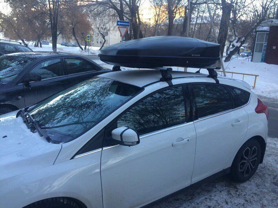 Автобокс на форд фокус 3 седан. Автобокс на форд фокус 2 хэтчбек. Ford focus 3 sedan багажник на крышу. Багажник евродеталь на фокус 2. Автобокс евродеталь магнум 390.