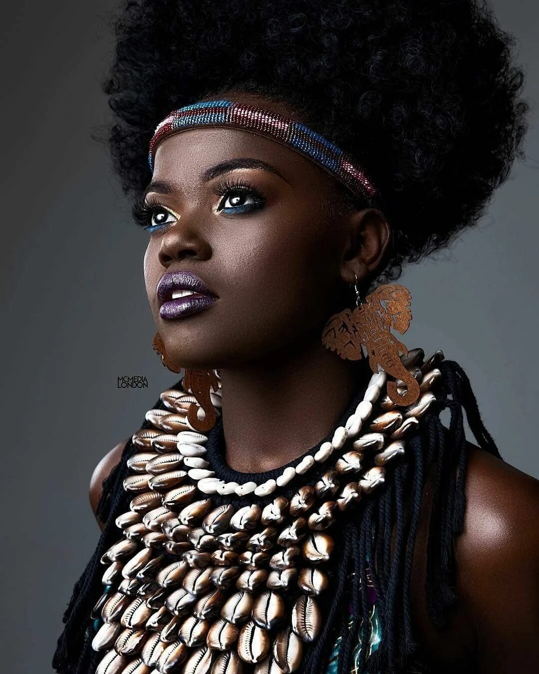 Africa queens. Африканская корона. Красивая королева африки. Africa queens. Королева африки.