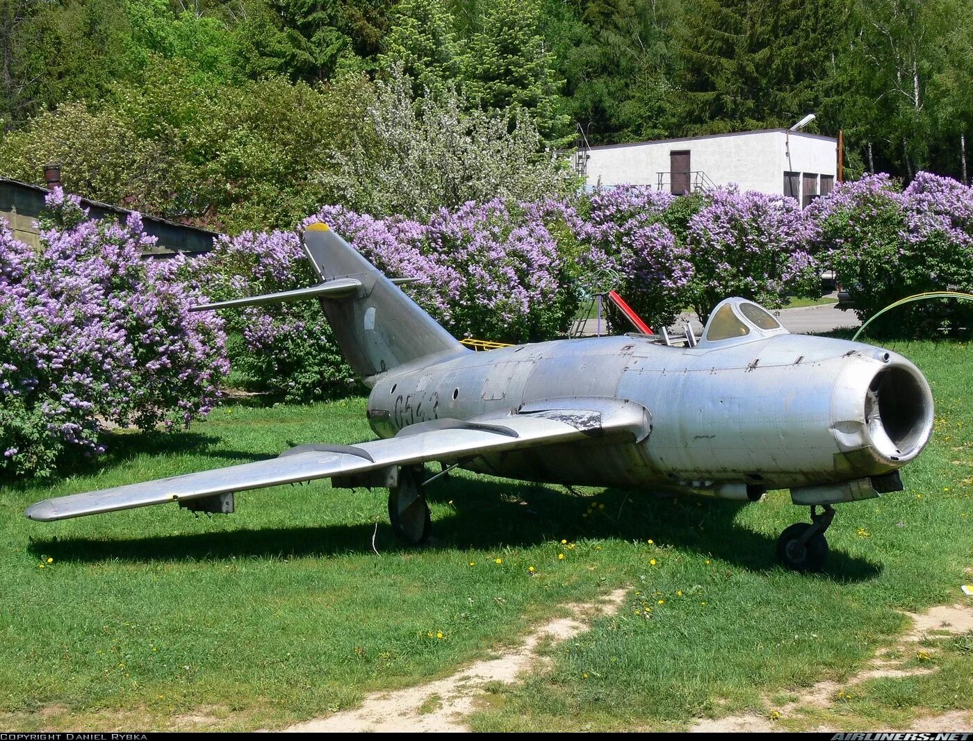 S aero. S aero. Aero l-60 brigadýr. Aero s-105. Aero l-60 brigadýr (l-60s) — аи-14р.