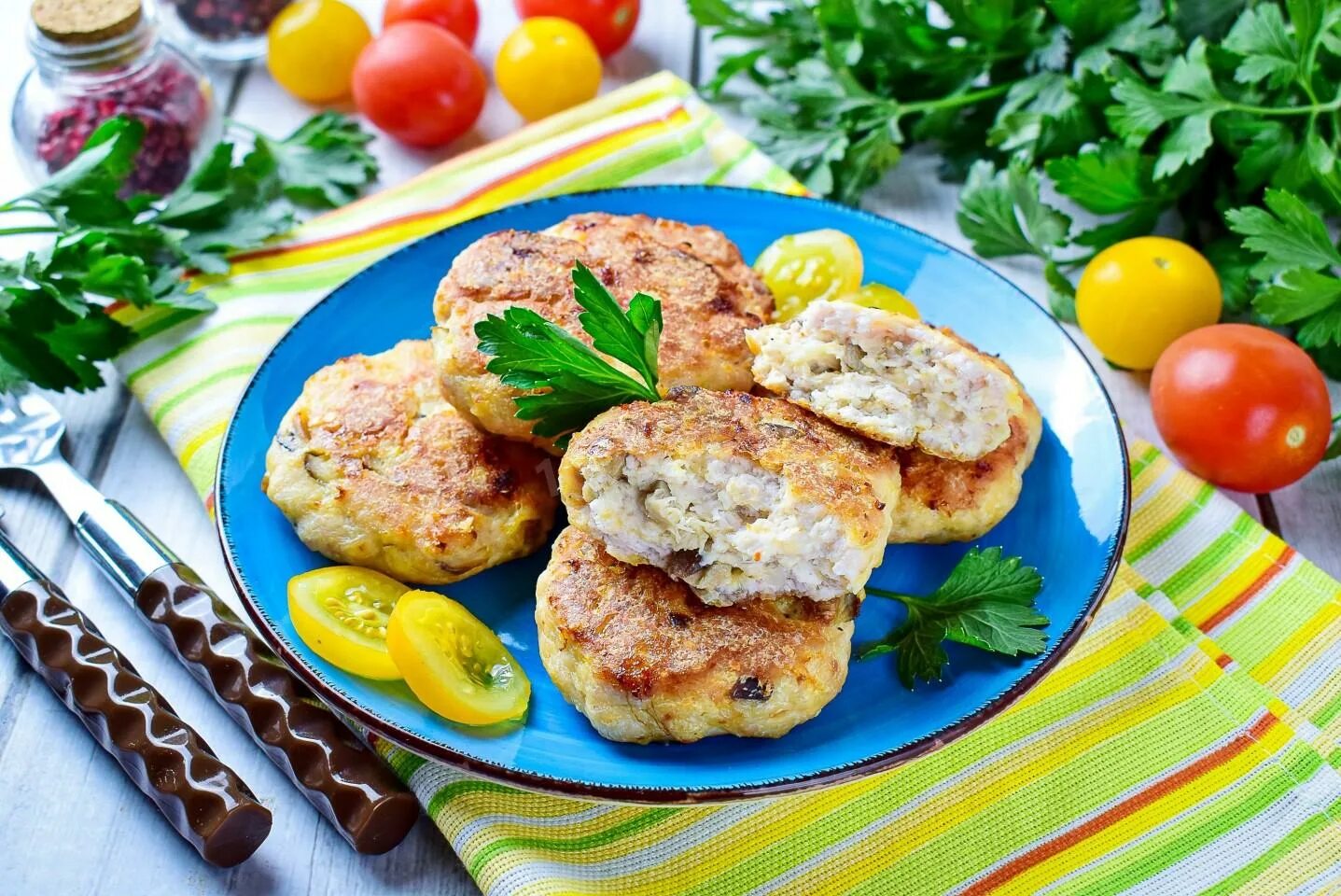 Котлеты с Грибами и Сыром) Куриные Котлеты с Грибной Начинкой) - YouTube