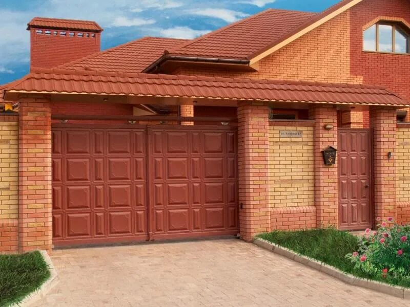 Кирпичные ворота и калитки. Ads400 alutech. ворота alutech ads400. откатные ворота doorhan. распашные ворота ads400 сэндвич.