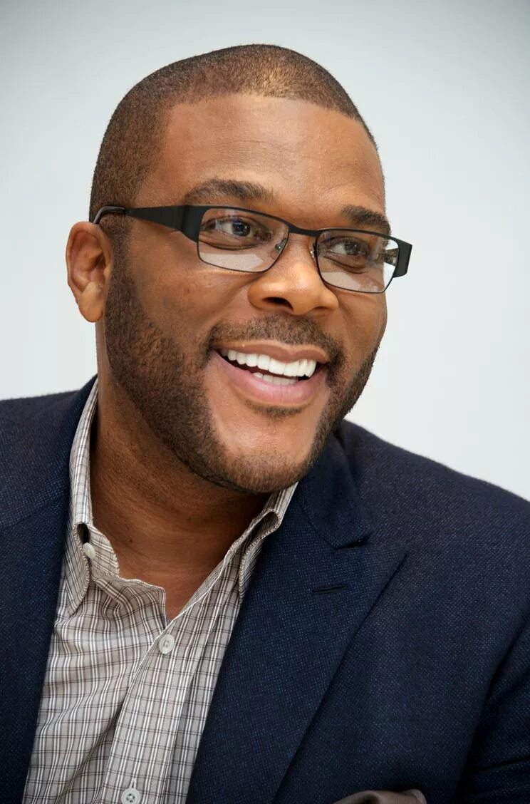 Известные чернокожие. Tyler Perry. Актер афроамериканец Джонс. Лафайет черный актер.