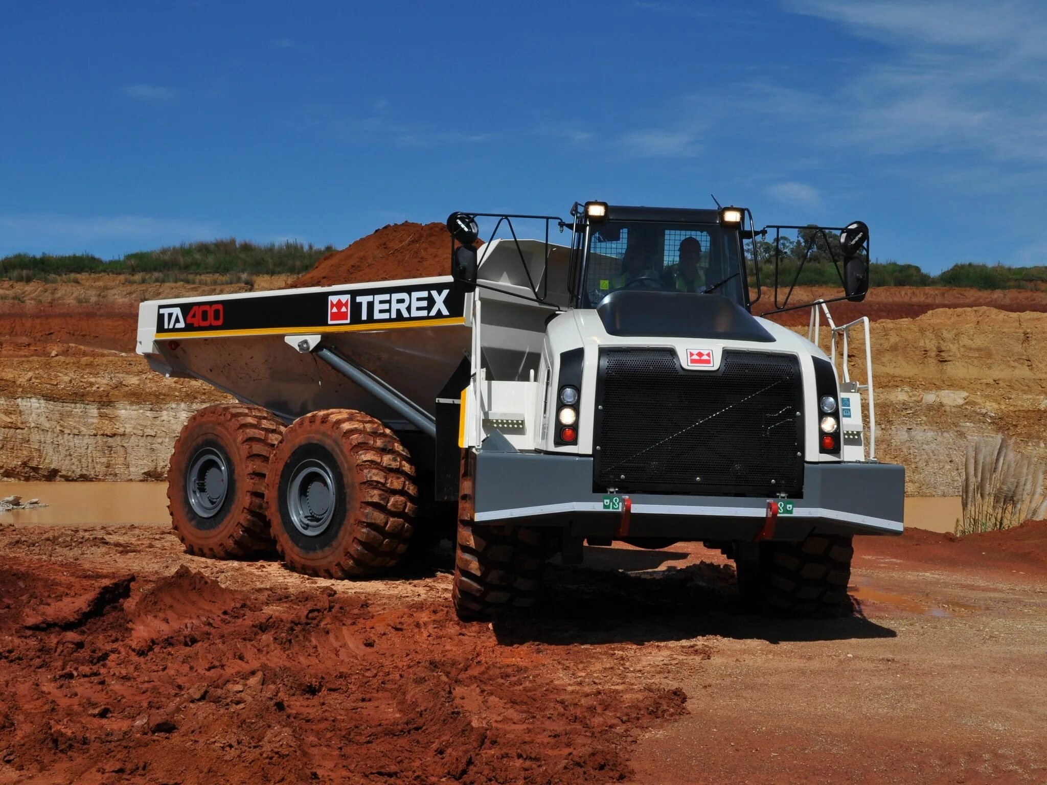 Экскаватор-погрузчик terex 860. Терекс 825. Terex tlb 815-rm. Экскаватор-погрузчик terex на белом фоне. Терекс масло.