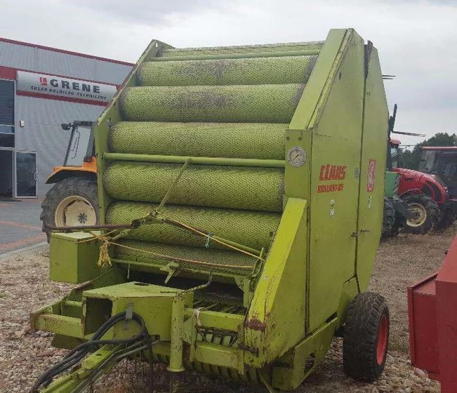 Бу подборщик сена. Подборщик CLAAS 300. Пресс-подборщики рулонные CLAAS Rollant 240-255. Пресс подборщик пресс подборщик джандир 221. Пресс подборщик CCB-1.5.