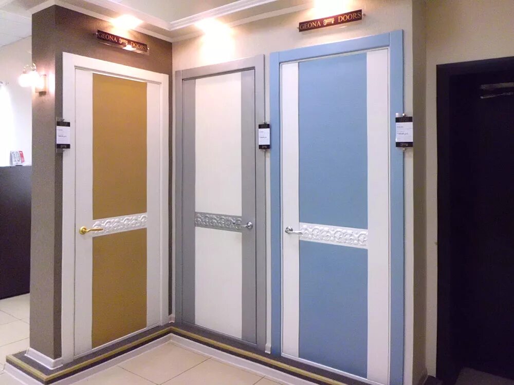 Маркеев двери ковров. Двери входные металлические для квартиры. Геона чемурша. Межкомнатные двери фирмы. Двери вышний волочек входные.