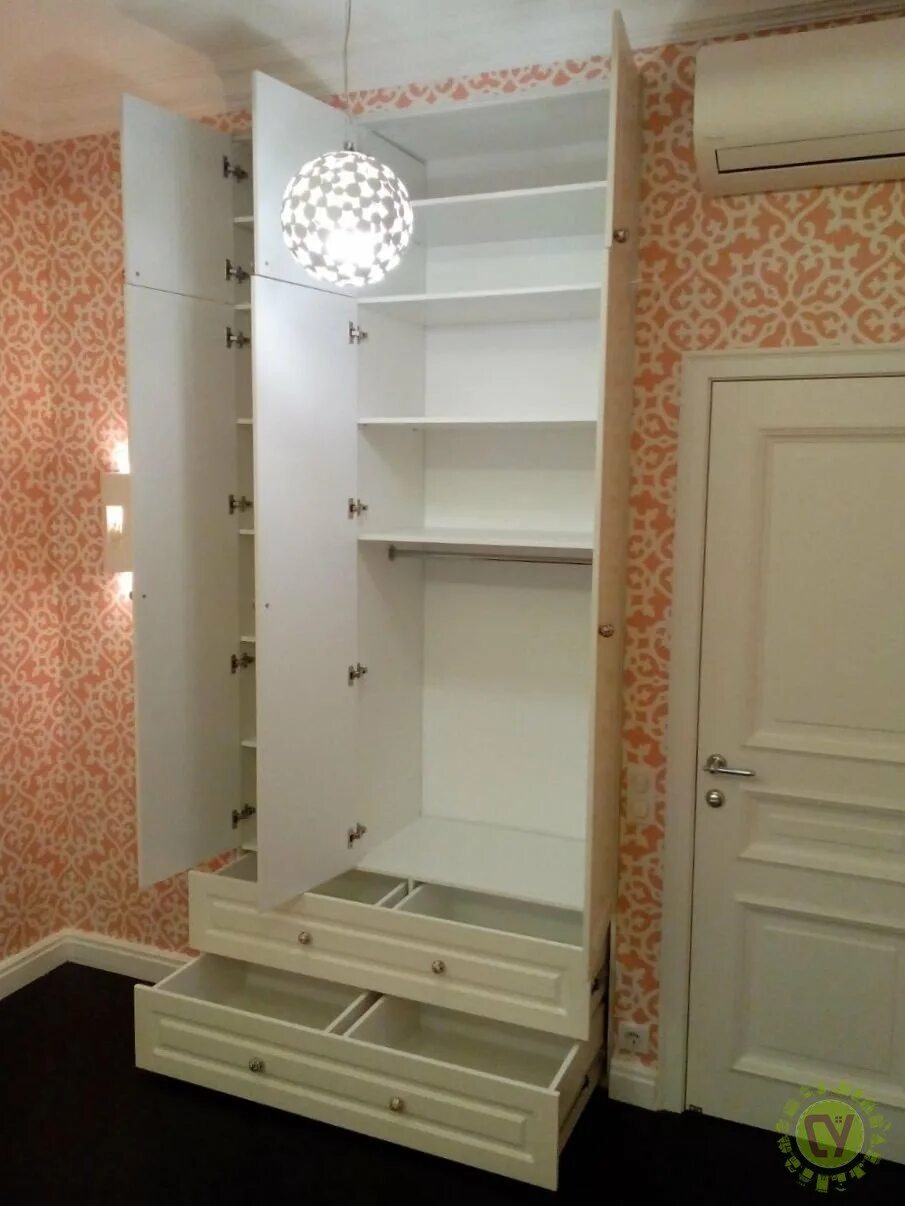 Шкаф в нишу в прихожей. Шкаф в нише. шкафчик в нишу. ниша в прихожей.