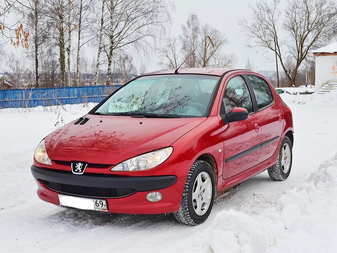 Куфар купить пежо. Peugeot 206. Peugeot 206 хэтчбек. Peugeot 206 1998-2012. Пежо 206 хэтчбек 5.