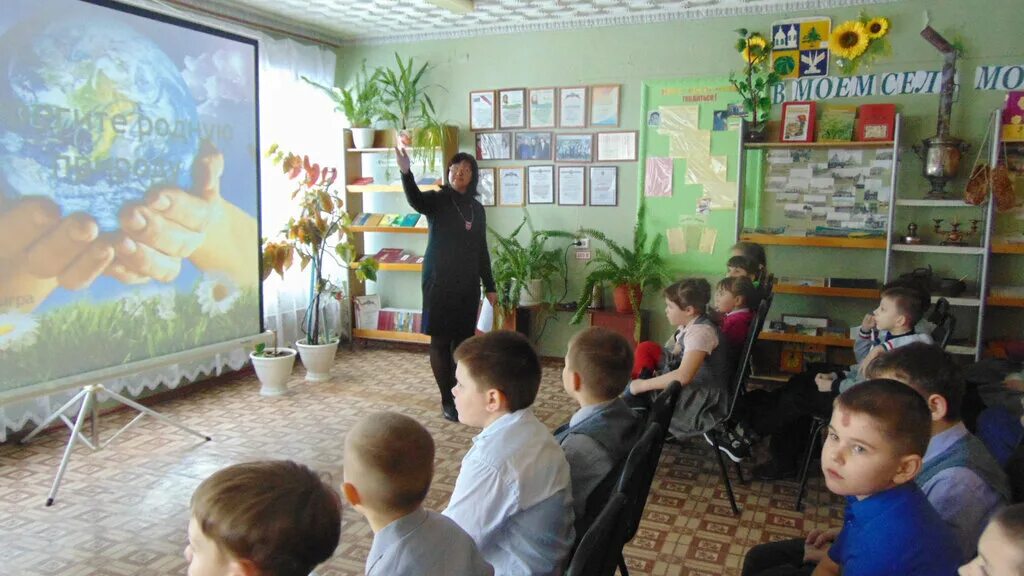 кокаральская плотина. аральская море и мертвое море. астраханская обл. влияние человека на круговорот воды в природе. аральское море со спутника.