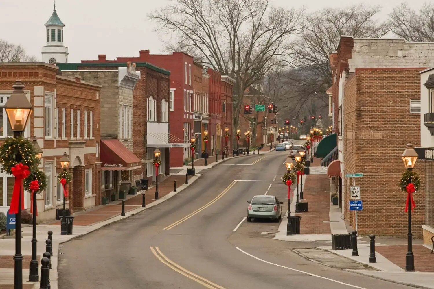 Main town. Хоукинс город в Америке. Мэйн стрит город США. Хоукинс штат Индиана. Исттаун город США Пенсильвания.