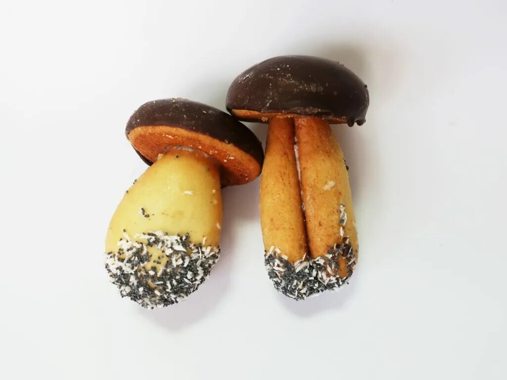 печенье грибочки ссср. грибочки из теста. сладкие грибочки. грибы из песочного теста. грибы из песочного теста.