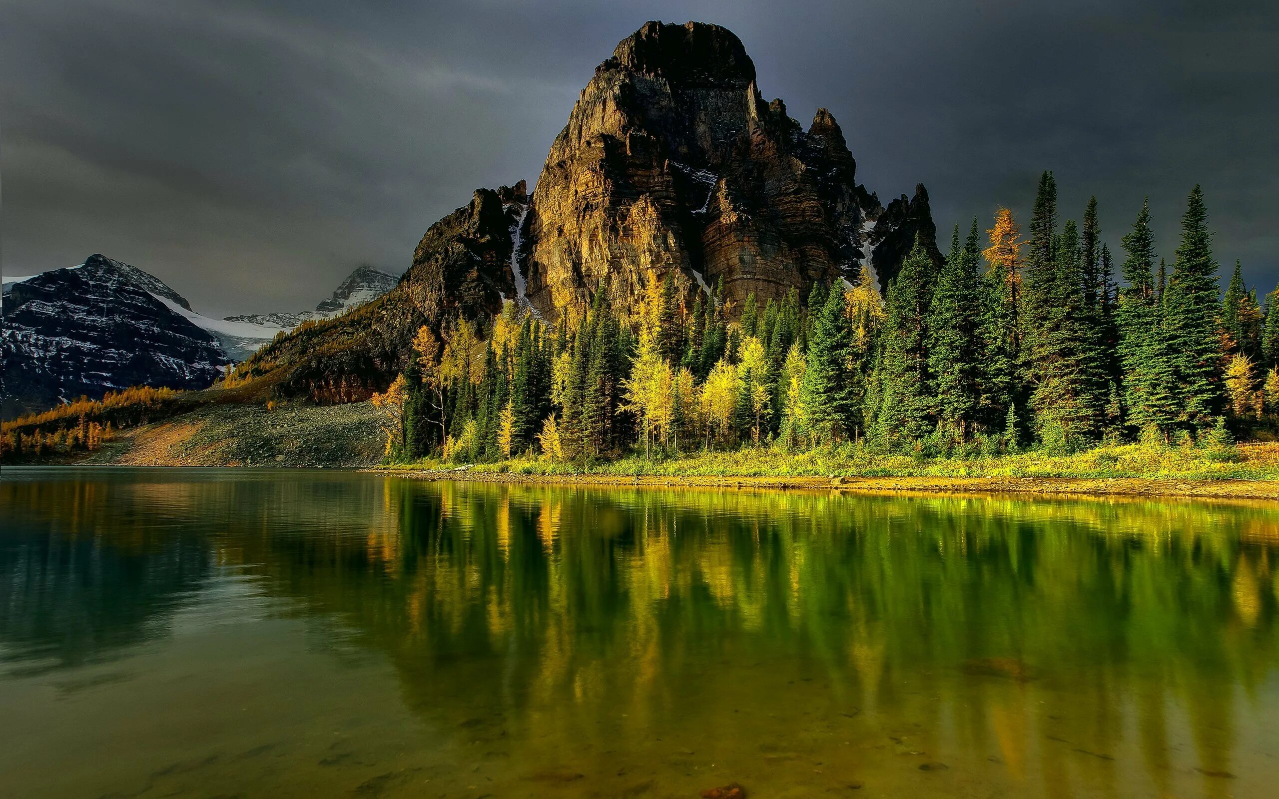 Какие красивые пейзажи. Горы, озеро лес 1920 США. Природа Северной Америки. Ергаки. Красивый пейзаж.