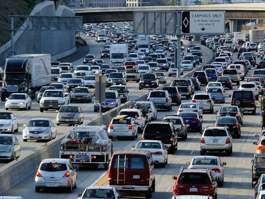 Автомобиль трафик. Траффик в Лос-Анджелесе. Трафик в Лос Анджелесе. Много машин дороги США. Автомобильный трафик в Японии.