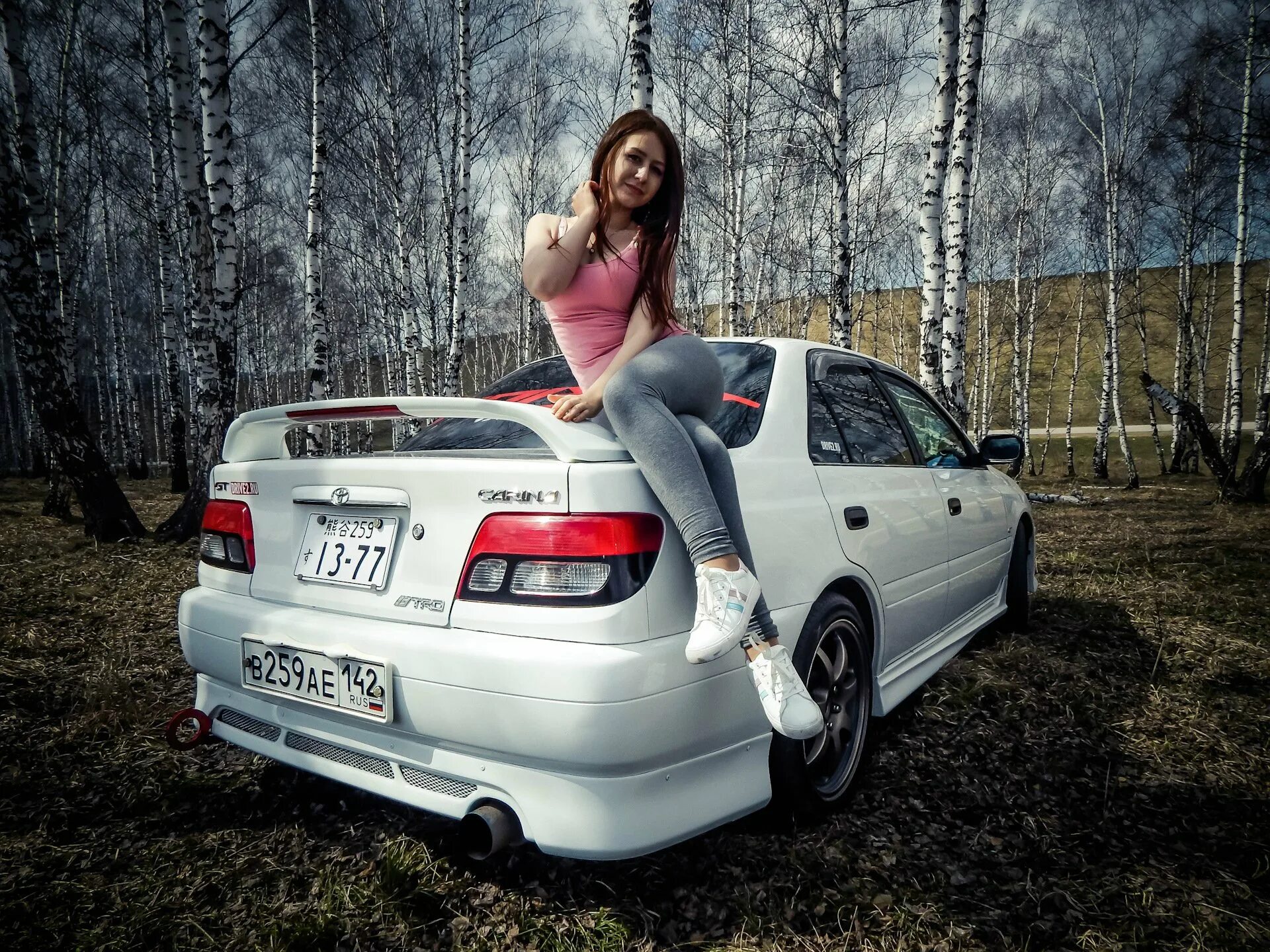 Astazis karina. Toyota Carina 7g.