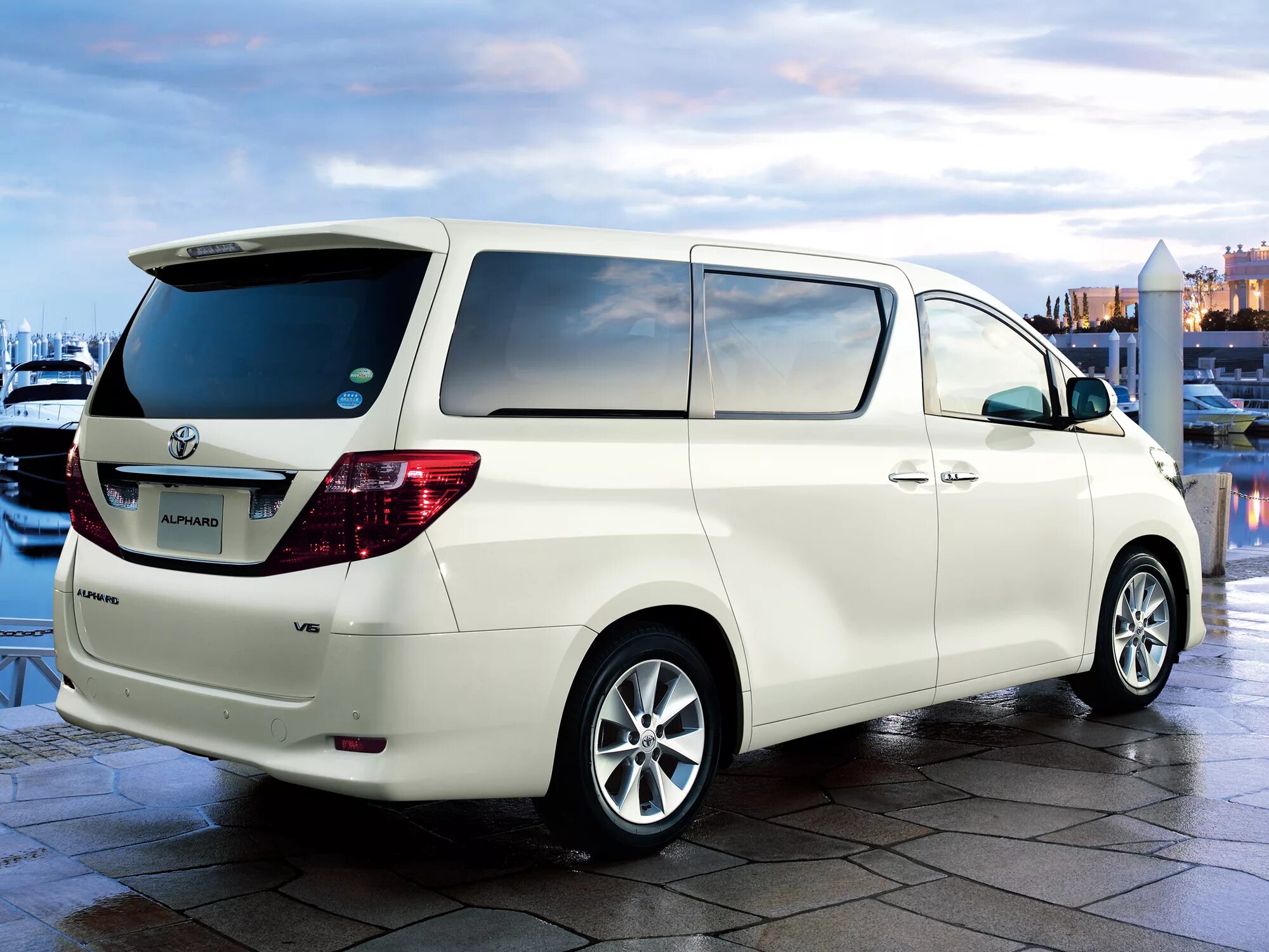 Тойота альпхард 2008. Минивэн Тойота альфард 2008. Toyota Alphard 2 поколение. Тойота альфард 3 поколение. Тойота праворукая купить