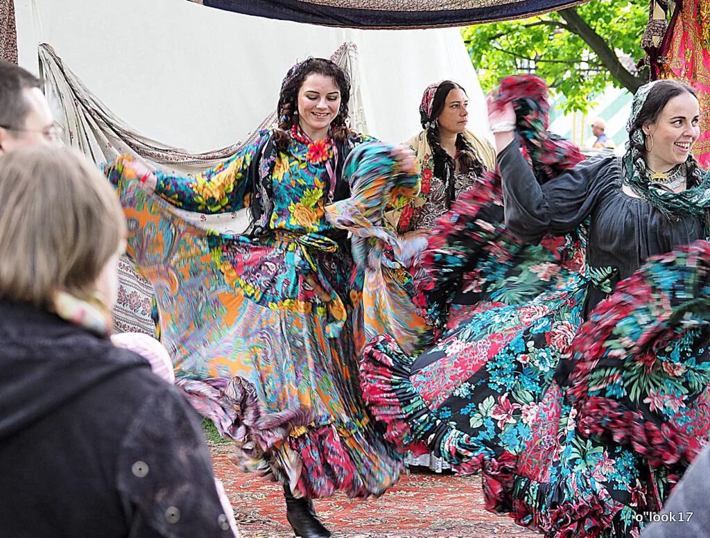 цыганские невесты. цыганские видео. цыганские видео. цыганские видео. цыган хит.