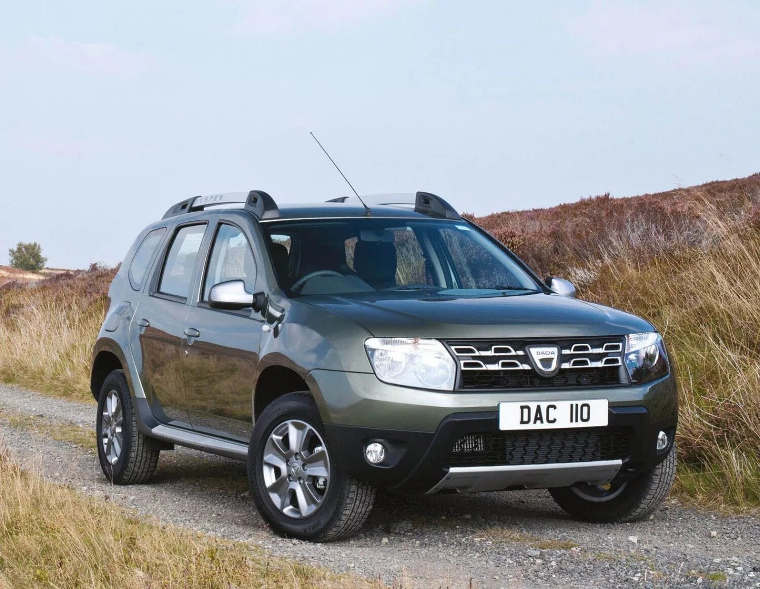 Рено дастер с пробегом полный привод. Dacia Duster. Dacia Дастер. Рено дача Дастер. Дача Дастер 3.