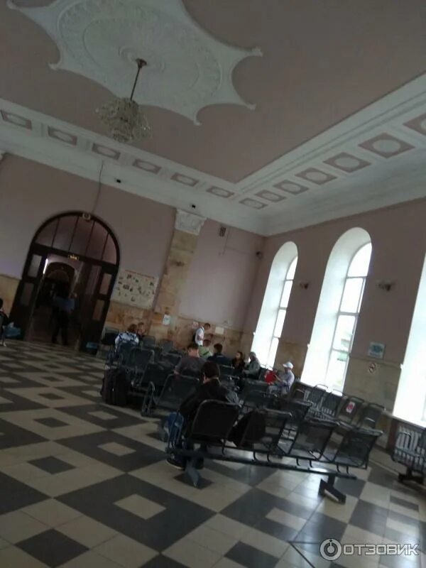 Великие луки привокзальная площадь 1. Вокзал великие луки. Номер телефона вокзала великие луки. Жд вокзал великие луки 2024. Номер телефона вокзала великие луки.