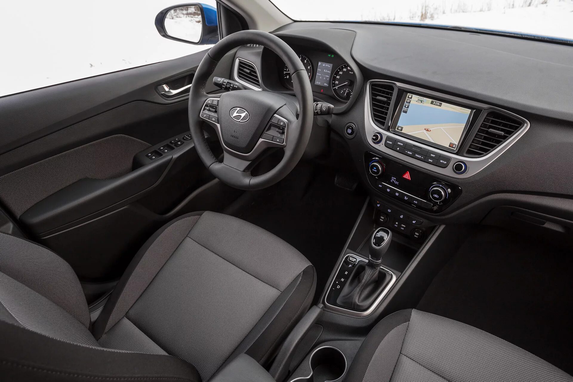 Кроссовера solaris hc. Hyundai solaris 2017 салон. hyundai solaris ii 2017 салон. хендай солярис 2017 года салон. хендай солярис 2 2017 салон.