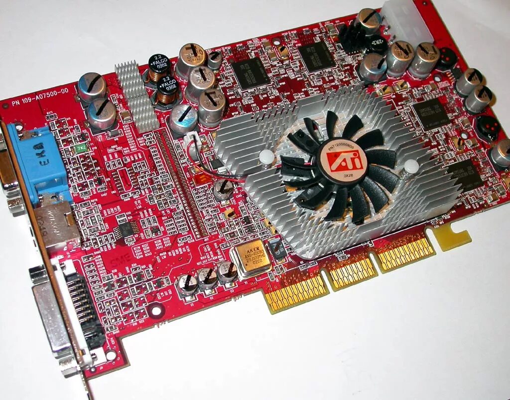 Самая первая видеокарта. Видеокарта ATI Radeon 9800 Pro. Radeon 9800 AGP. Palit Radeon 9800 Pro. Видеокарта ATI Radeon r96ab.