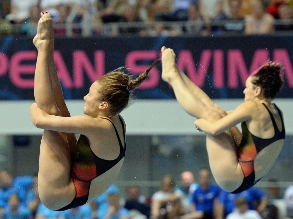 11 тем спорт. Nora Subschinski. High Jump women. Wasserspringen.