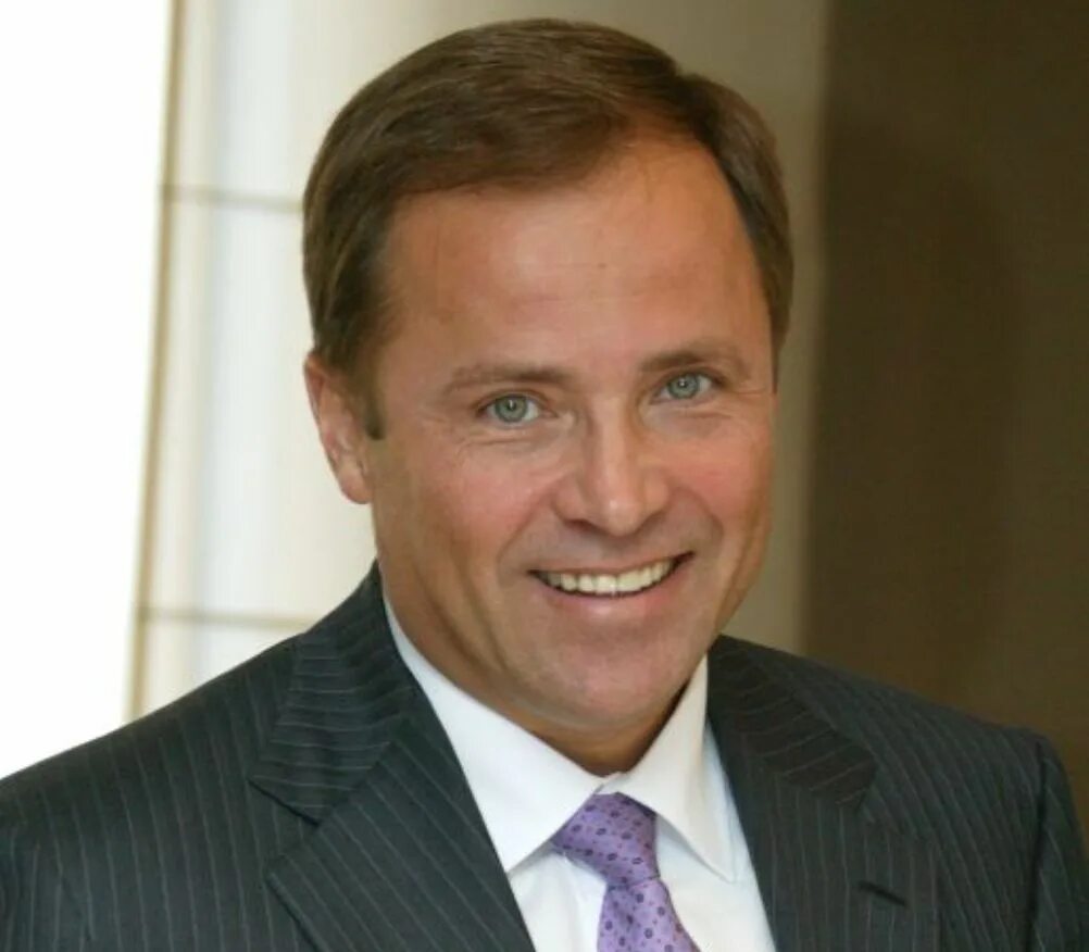 Пфо комаровым. Игорь анатольевич комаров. Игорь комаров полпред в пфо. Полномочный представитель президента рф в пфо игорь комаров. Пфо комаровым.