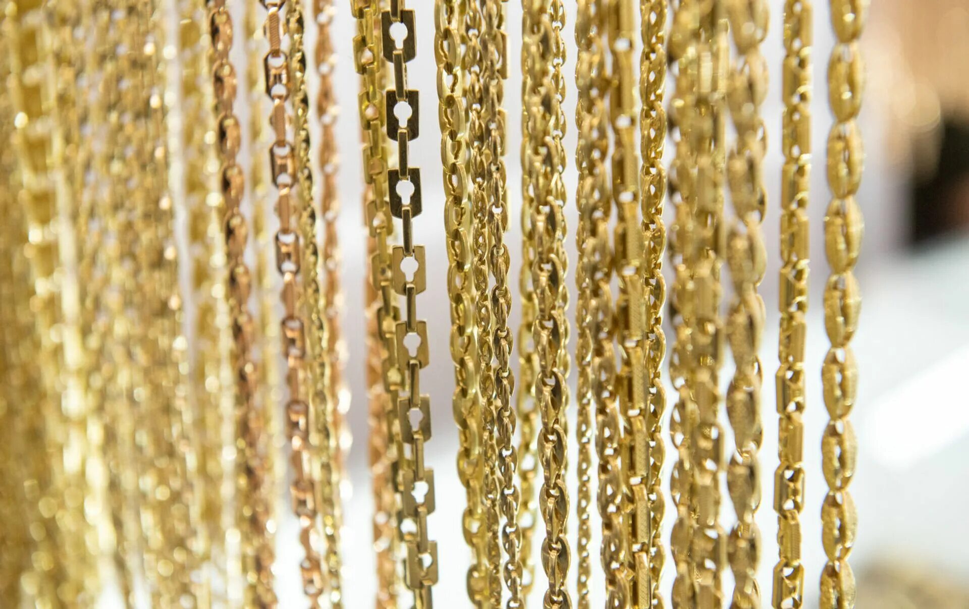 Армянское золото. Армянский золота цепочка. Золотые изделия в Грузии. Золотые изделия в Армении.