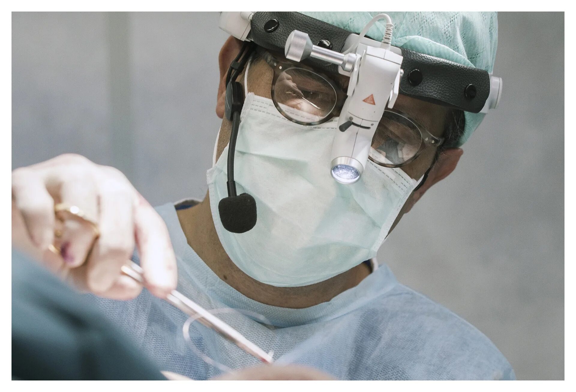 Live surgery room