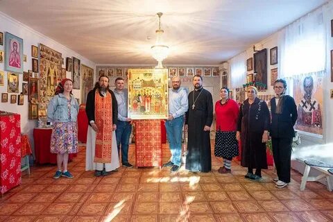 Привезли святые