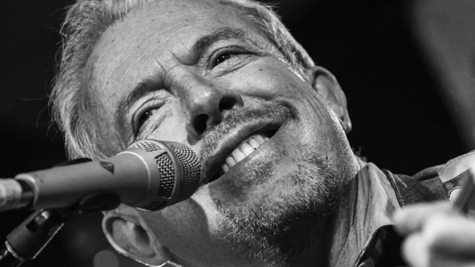 леха никонов 2002. картинки блюз смешные. концерт есть. ошарашенный человек. удивленный музыкант.