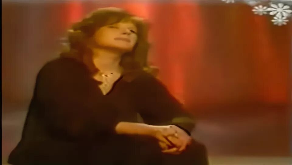 пугачева зимние песни. алла пугачева зима. пугачева в веселых ребятах. пугачева 1970-е. посреди зимы пугачева.