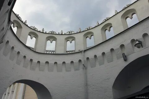 Предмостная башня кремля