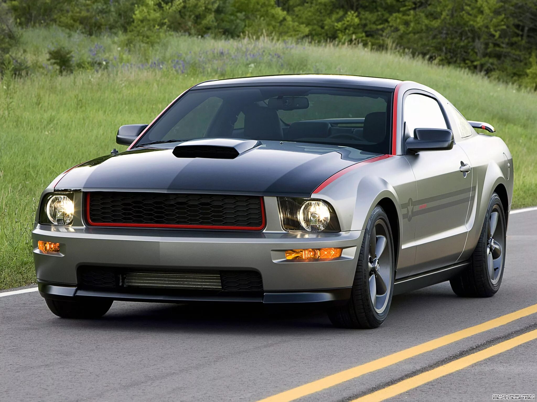 Dodge challenger srt8. Тормоза водитель. Dodge challenger 2009. Атц москва. Вонючка в машину.
