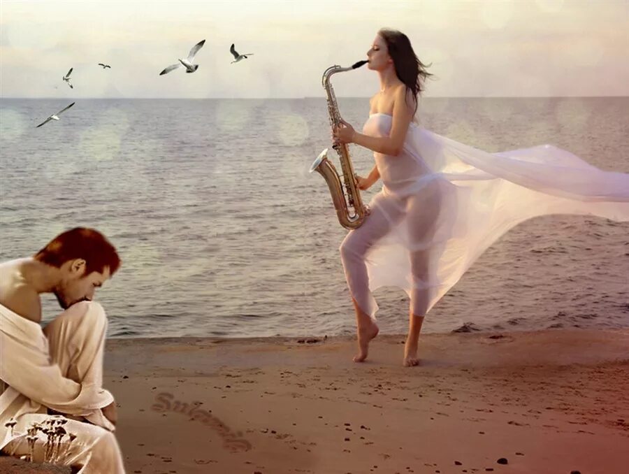 Красивому мужчине красивая музыка. Душа поет. Девушка с саксофоном на берегу моря. Романтические воспоминания. Романтический саксофон.