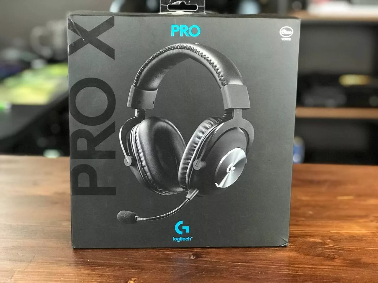 Logitech pro x dns. Лоджитек g pro наушники. logitech pro x. g pro x wireless наушники. logitech g pro x.