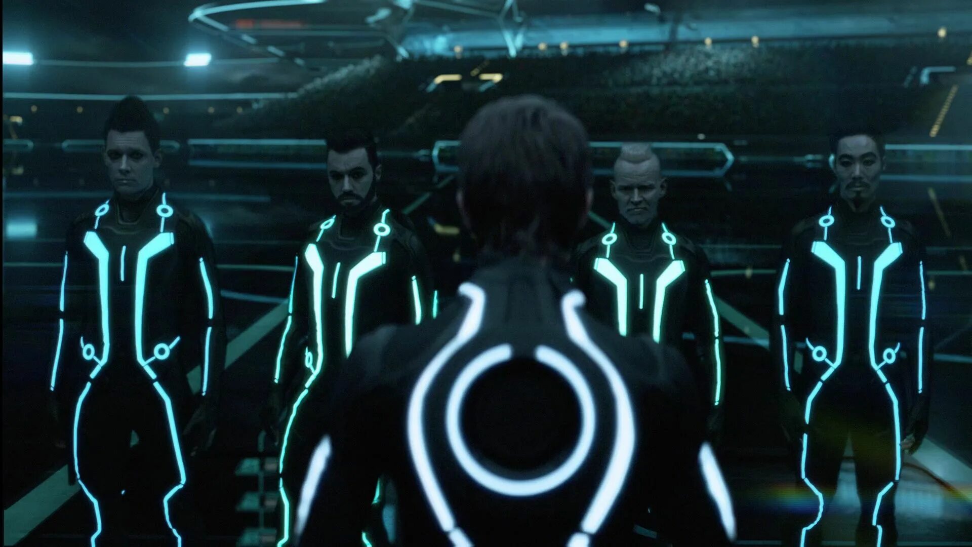 Трон 2 2010. Сэм флинн трон. Трон наследие 2010 постер. Дафт панк трон. O tron.