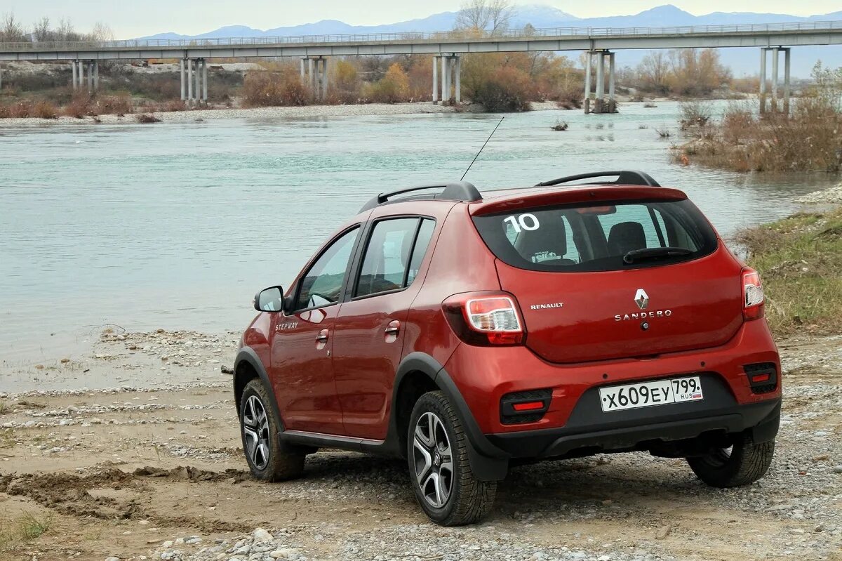 Sandero stepway 2019. Рено Сандеро степвей 2019. Сандеро степвей 2020. Reno Sandero Stepway 2020. Рено Сандеро степвей 2020.