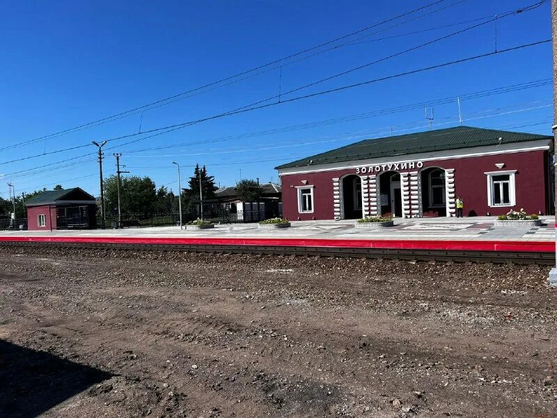 станция малоархангельск орловской. эм2-027. электричка поныри малоархангельск. жд станция малоархангельск. электричка поныри малоархангельск.