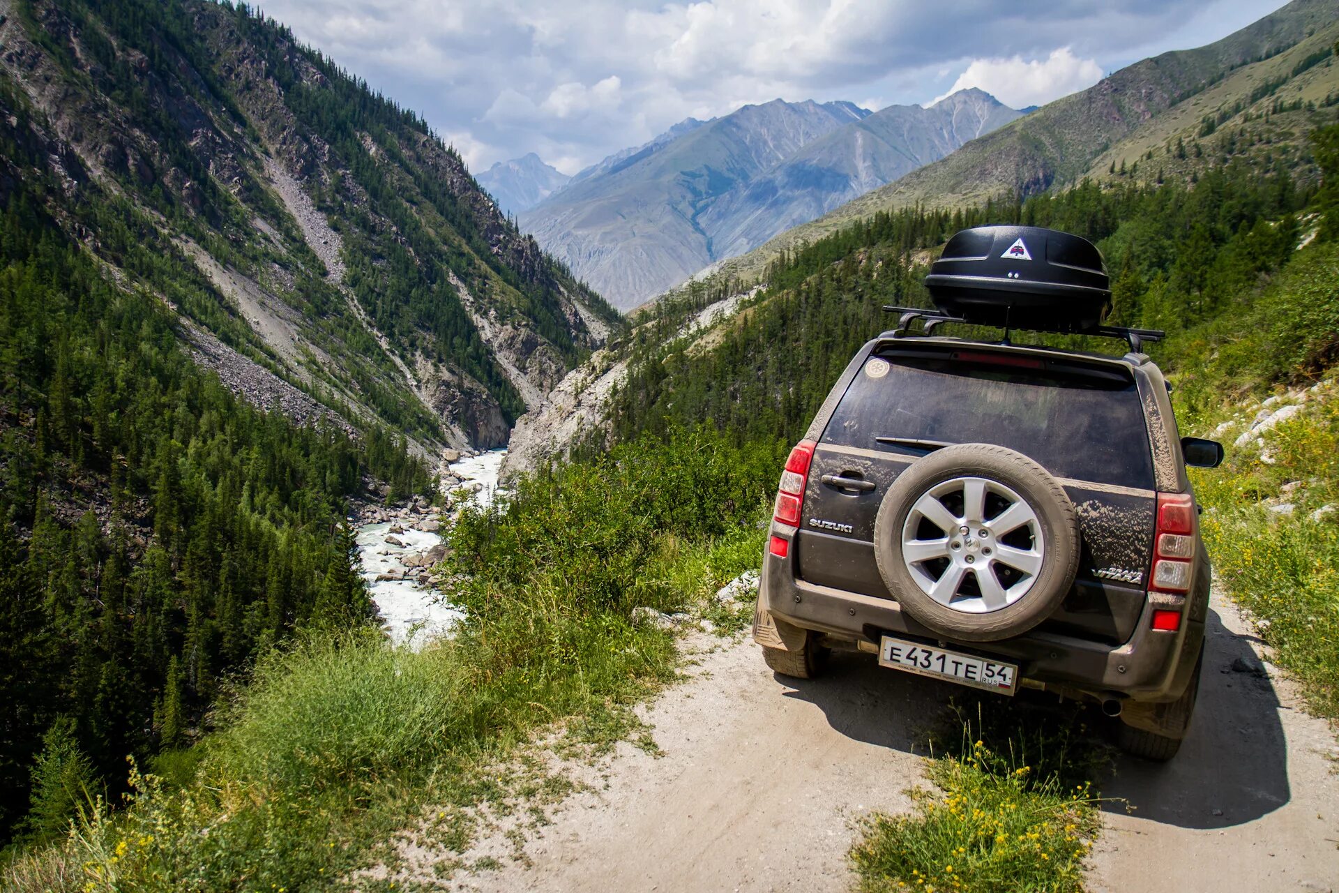 Suzuki Grand Vitara 3.2. Сузуки Гранд Витара для путешествий. Карагемский прорыв горный Алтай. Акташский ретранслятор горный Алтай. Можно ли на алтай