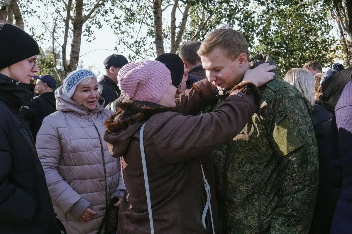 Новости мобилизованных отправят домой. Армейский поезд. Драки мобилизированных. Новости мобилизованных отправят домой. Мобилизация.