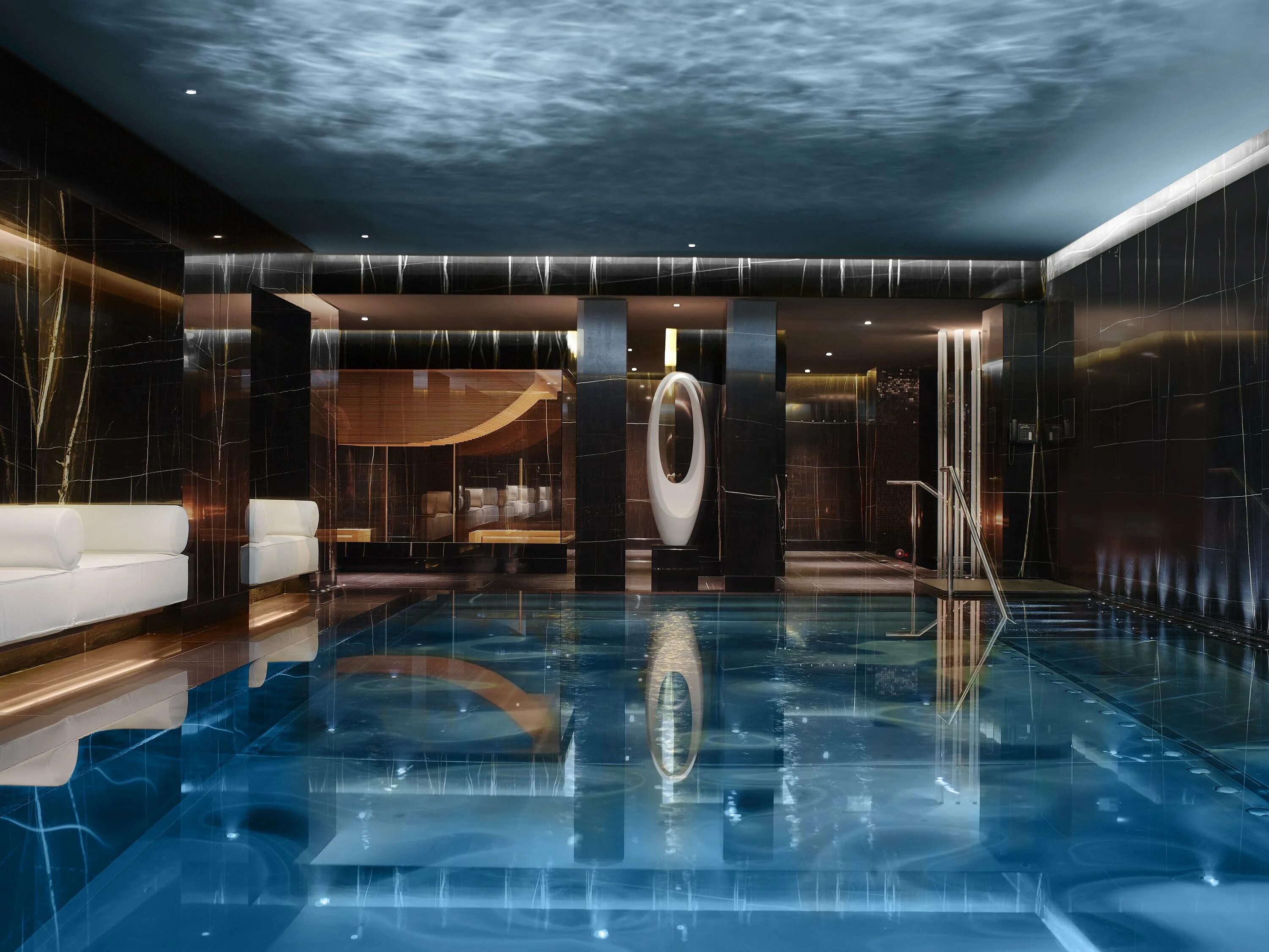 Спа зал. Гостиница Коринтия Лондон. Spa Коринтия отель. Коринтия СПБ бассейн. Corinthia London 5 Лондон.