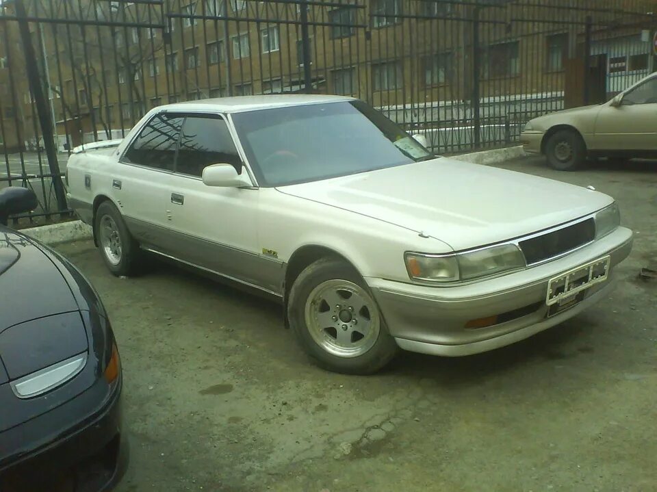 Тойота виста-1993-1996. Тойота виста камри 1993. Toyota 1993 виста. Toyota vista 1993 год. Toyota vista 93 год.