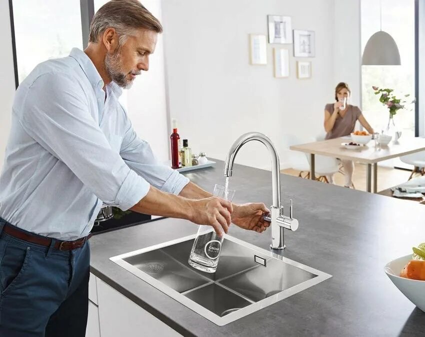 Купить очистку воды для кухни. Смеситель для кухни Grohe Blue. Смеситель для кухни Grohe Blue Home. Система Grohe Blue Home. Смеситель для кухни (мойки) Grohe Blue Home 31455000 однорычажный хром.