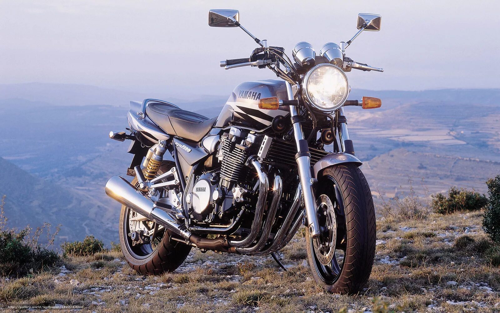 Мотоцикл yamaha 1300. Yamaha XJR 1300. Мотоцикл XJR 1300. Yamaha XJR 125. Ямаха Икс Джи Эр 1300.