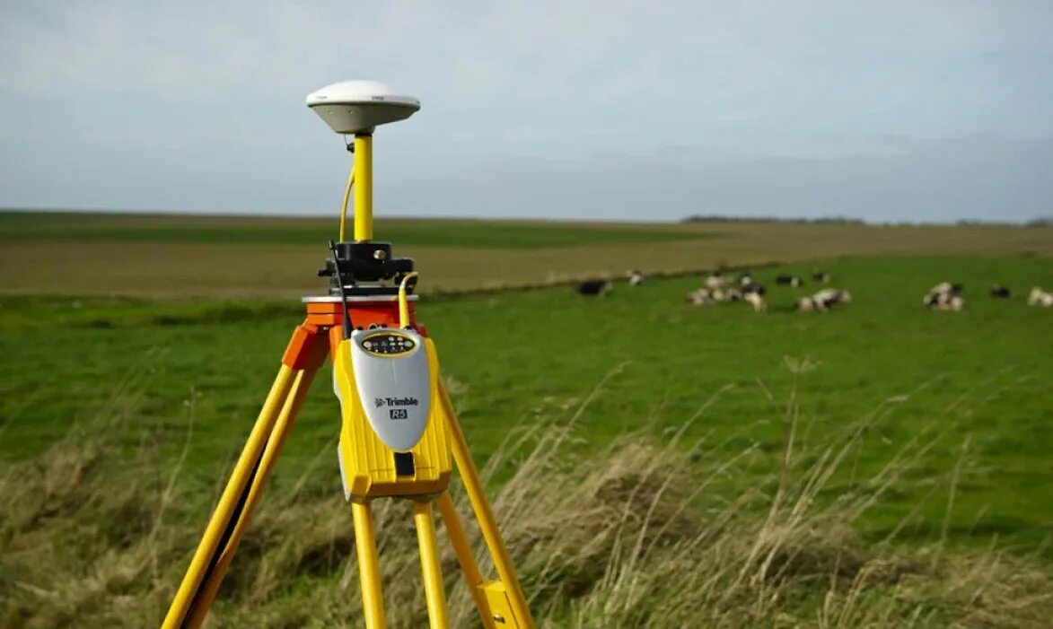 Геодезия совместное ведение. Trimble 5700. Нивелир геодезия Trimble. Нивелир Topcon GPT-3000n.